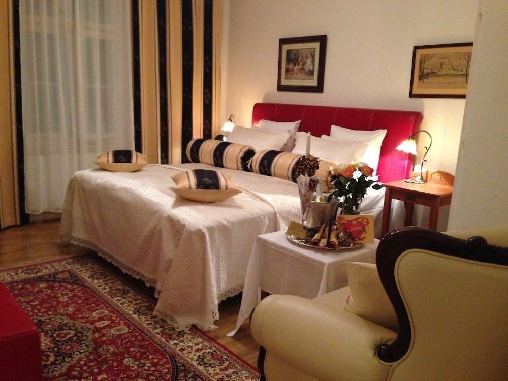 Hotell Laeckoe Lidköping エクステリア 写真