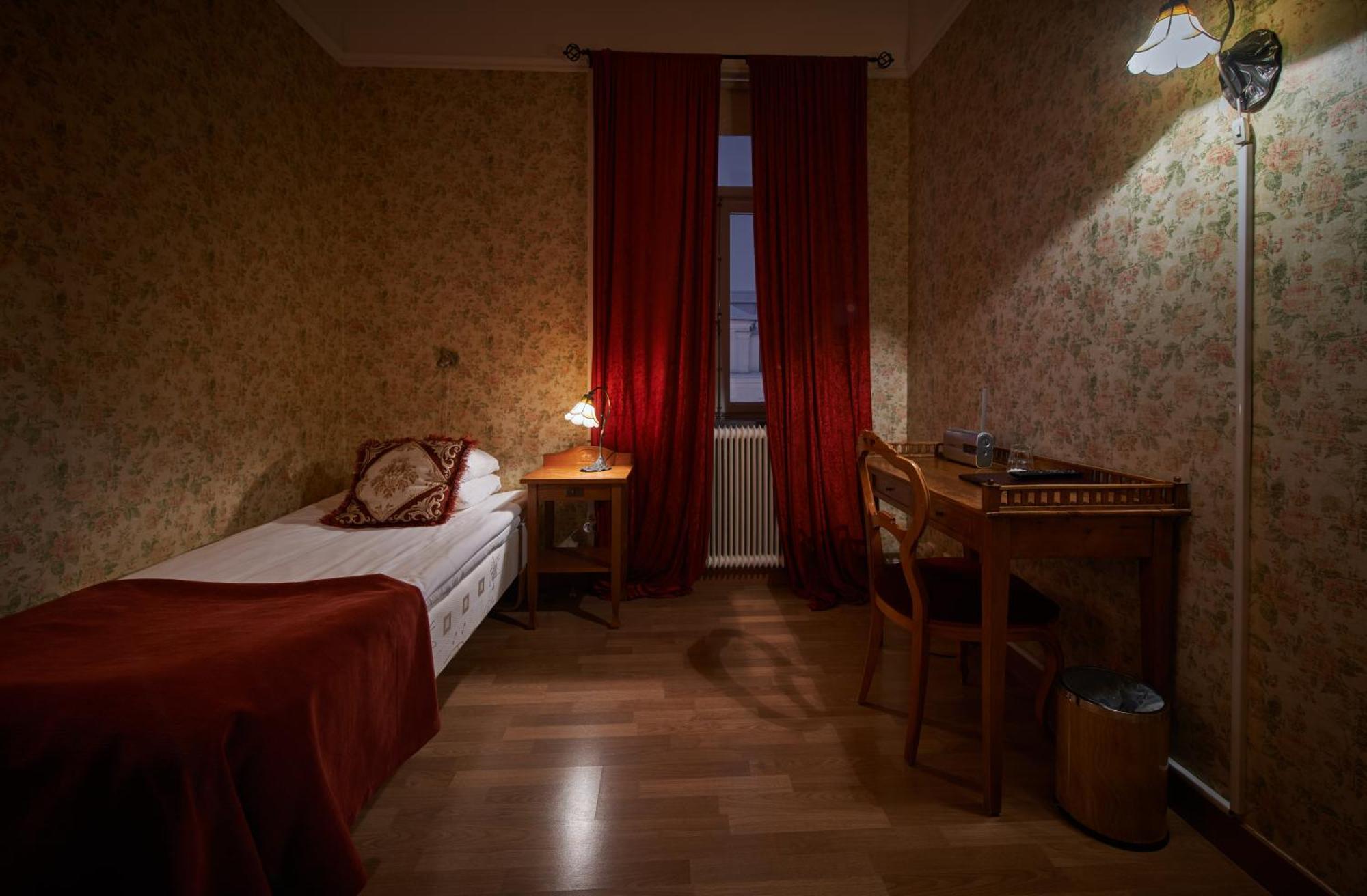 Hotell Laeckoe Lidköping エクステリア 写真