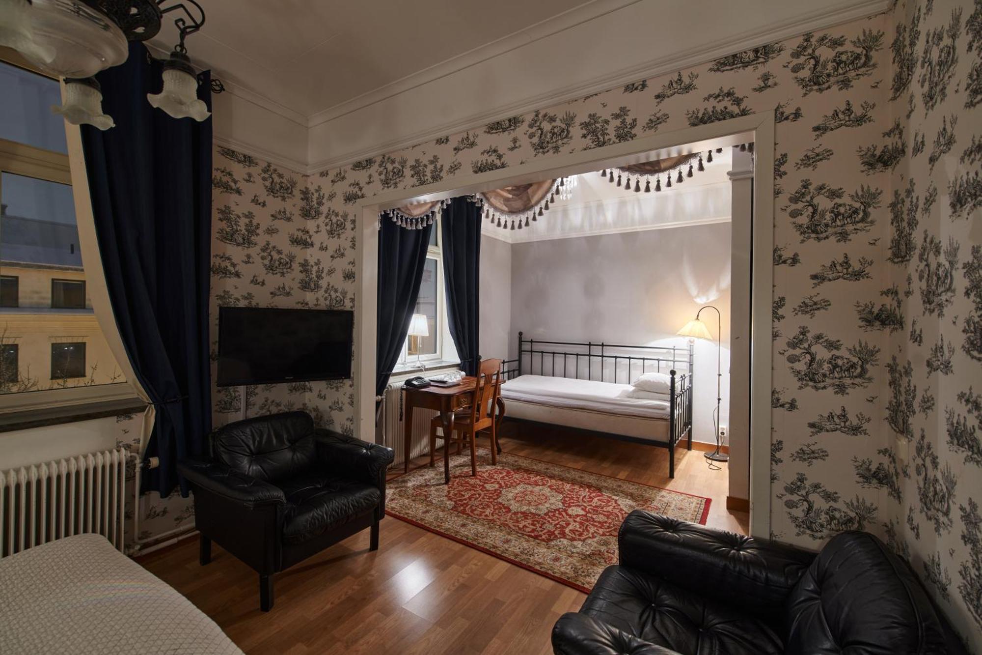 Hotell Laeckoe Lidköping エクステリア 写真