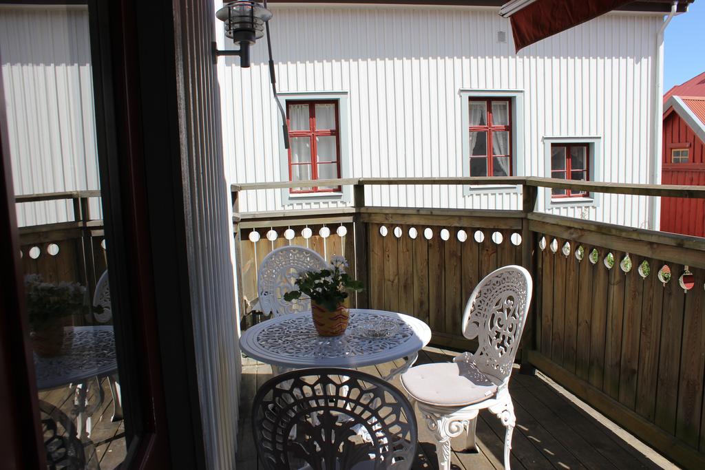 Hotell Laeckoe Lidköping エクステリア 写真