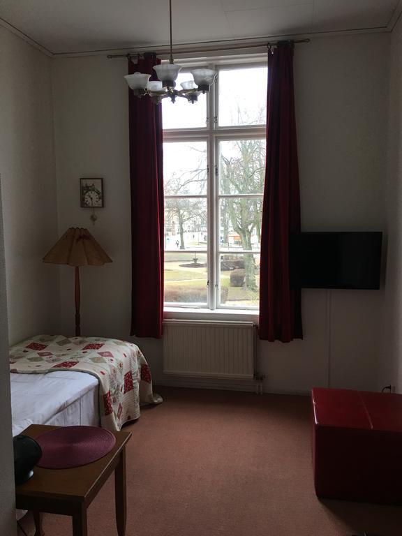 Hotell Laeckoe Lidköping エクステリア 写真