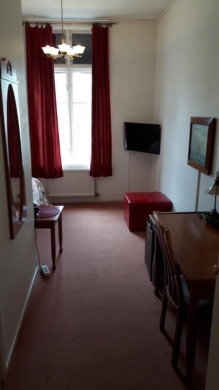 Hotell Laeckoe Lidköping エクステリア 写真