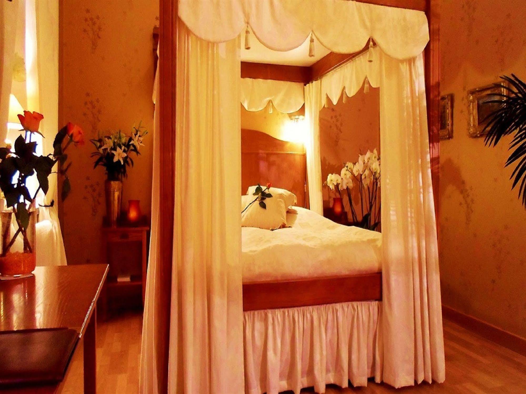 Hotell Laeckoe Lidköping エクステリア 写真