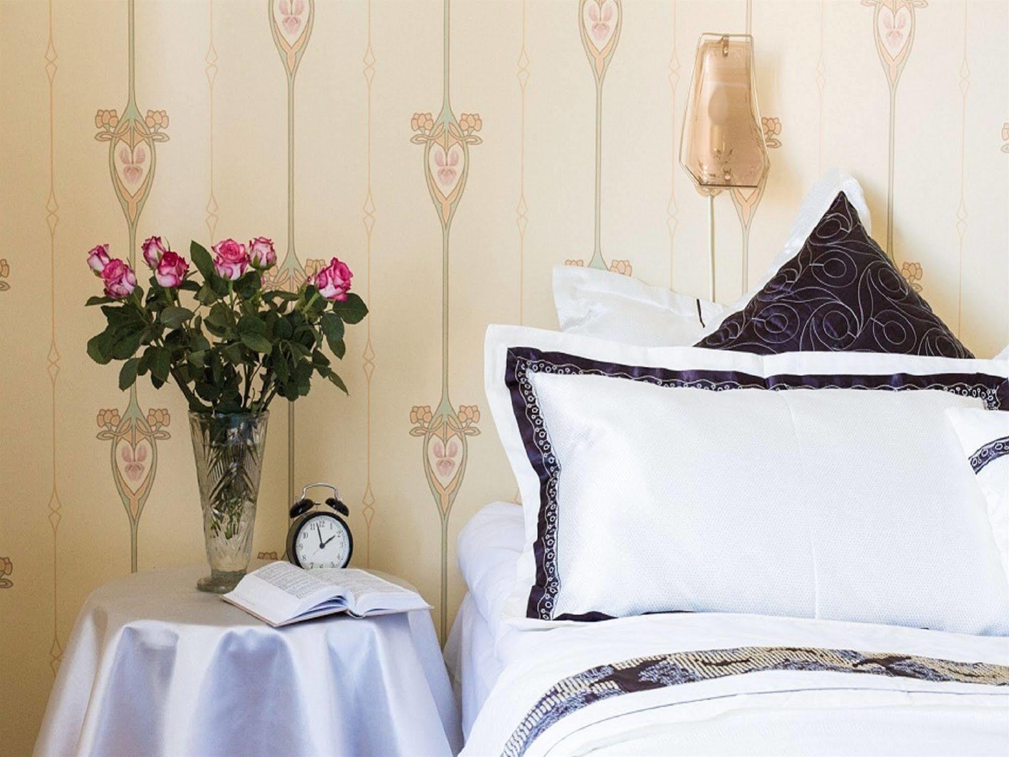 Hotell Laeckoe Lidköping エクステリア 写真